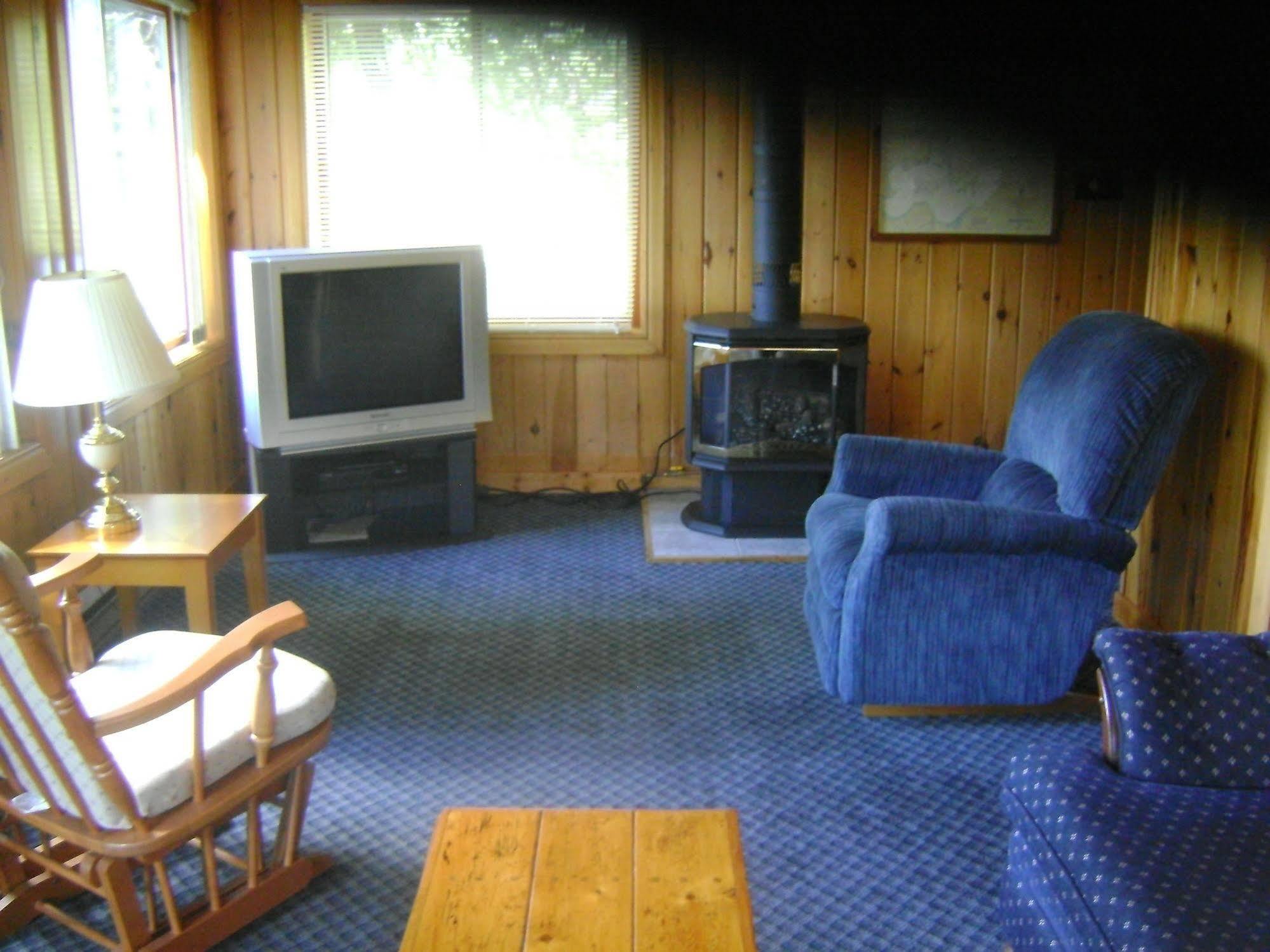 Totem Resorts Sioux Narrows Exterior photo